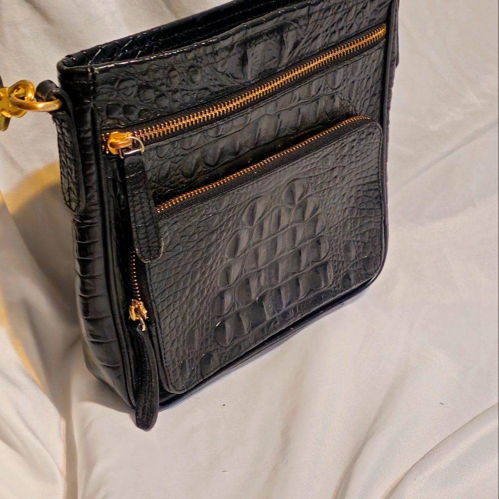 Stunning black croc embossed Brahmin bag ; black ; crossbody bag